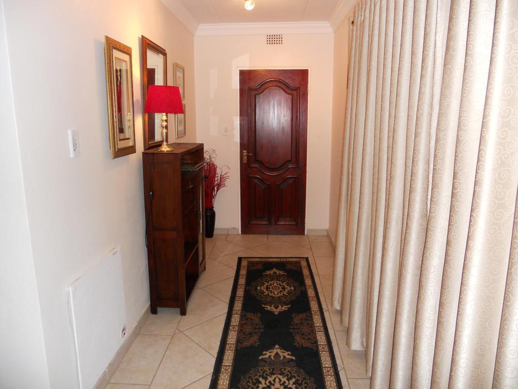 Magaliqua Guest House Noordheuwel Camera foto